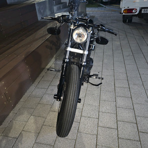 할리데이비슨 883 오토바이