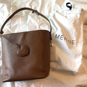 메비 데이 백 브라운 택있는 새상품 풀박스