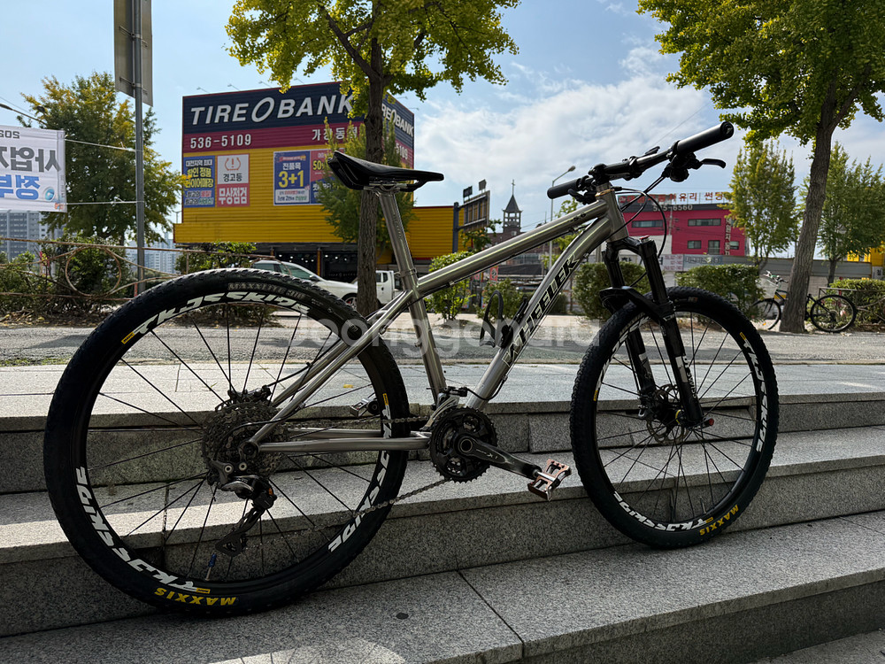 휠러 TW5.6 티타늄 풀XT 26인치 S사이즈 엠티비--0