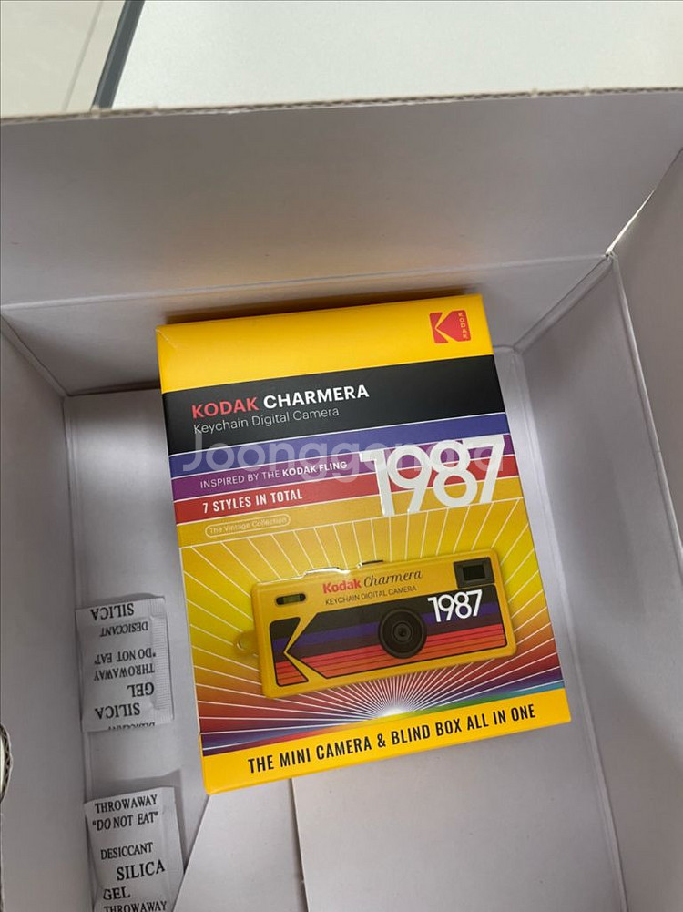 코닥 차메라 미개봉 새상품 sd카드 없음.--1