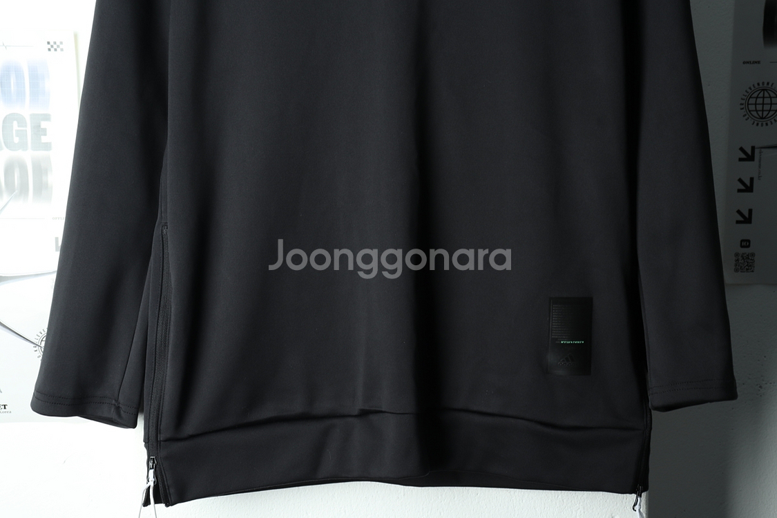 (L) 아디다스 맨투맨 티셔츠 기능성 블랙--3