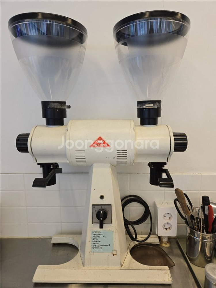 말코닉 EK-K43 커피 그라인더 모델 판매 합니다.--0