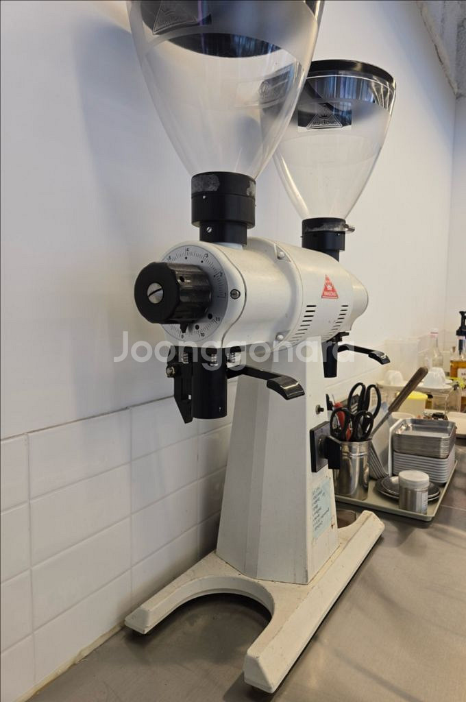 말코닉 EK-K43 커피 그라인더 모델 판매 합니다.--2