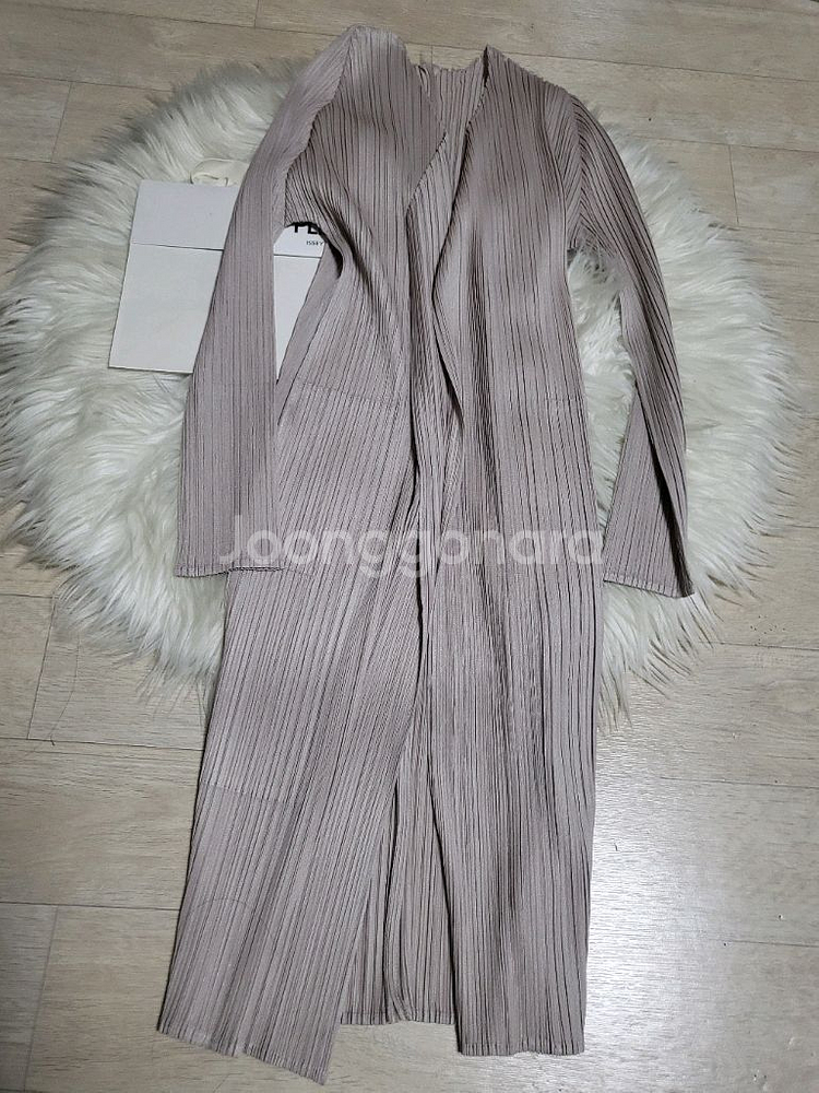 이세이미야케 플리츠플리즈 가디건 뉴컬러풀4 가디건 그레이지 2사이즈--1