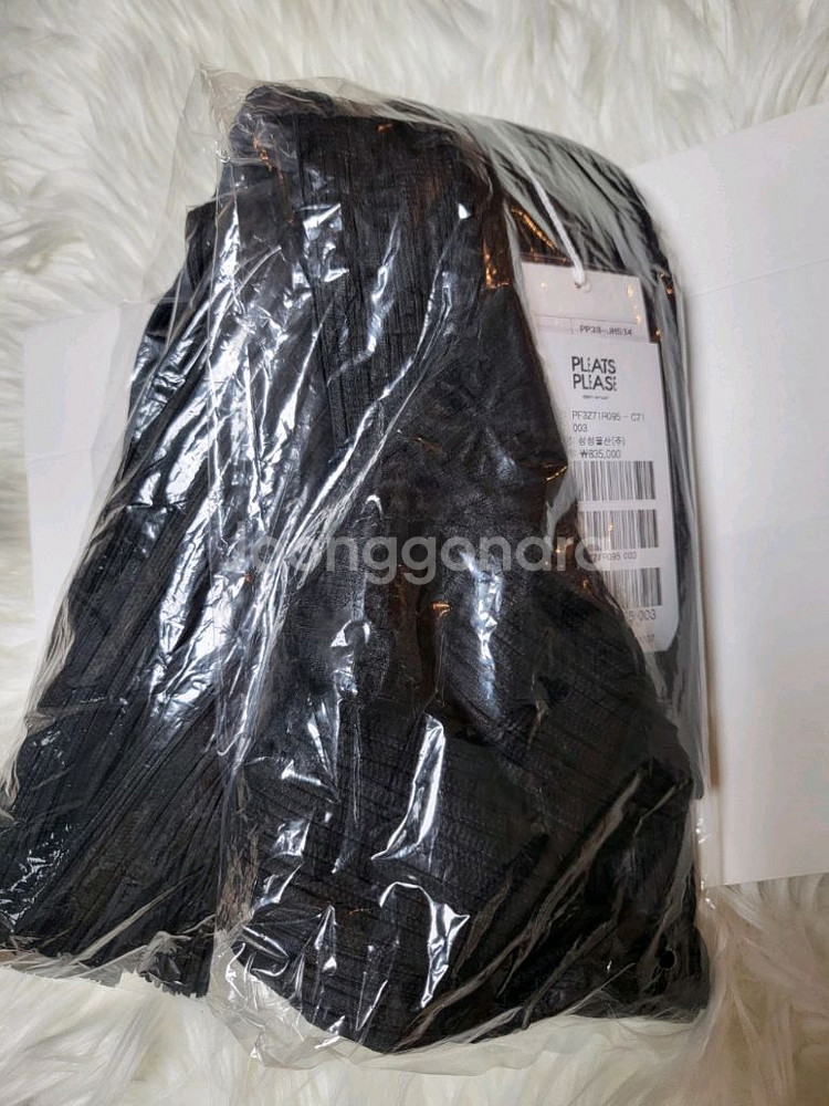 이세이미야케 플리츠플리즈 원피스 12월 스노우드롭 원피스 블랙 3사이즈--6