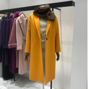 모조에스핀 울 캐시미어 코트 55 사이즈 정품