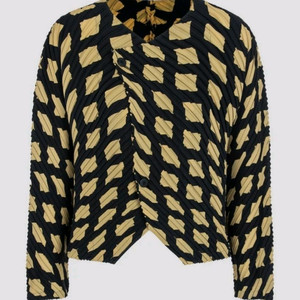 이세이미야케 가디건 리터레이션 플리츠 자켓 오커 2사이즈