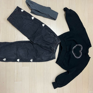 하트 패턴 맨투맨 + 하트패턴 데님팬츠 세트 (6-7세)