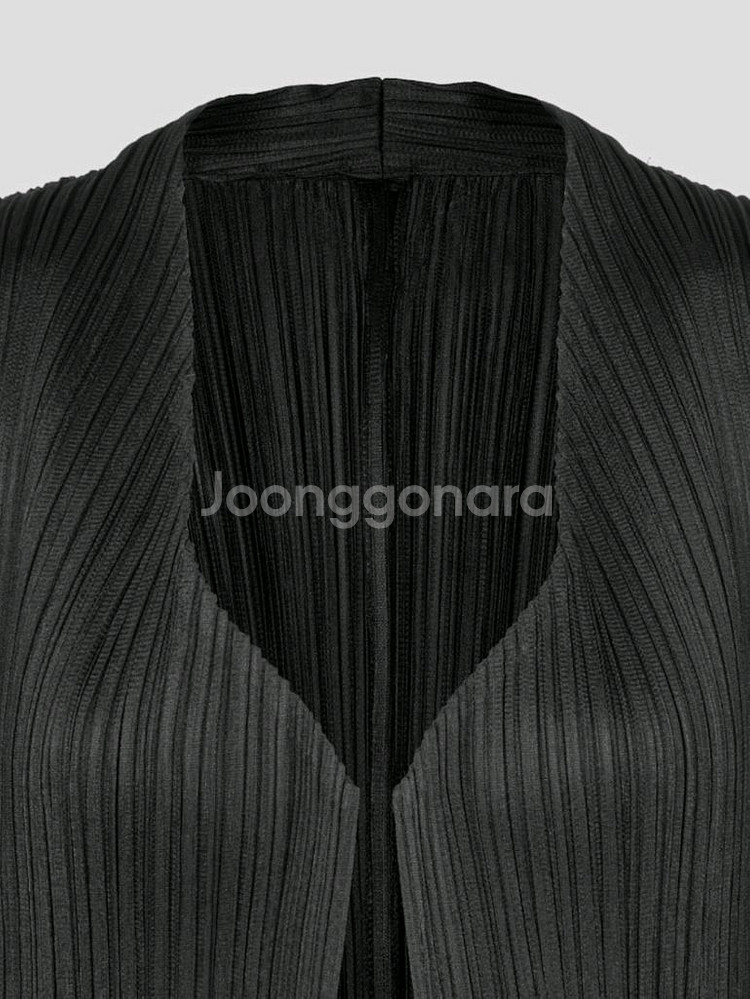 이세이미야케 플리츠플리즈 가디건 5월 먼슬리 가디건 챠콜 3사이즈--2