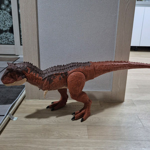 마텔 쥬라기월드 자이언트 카르노타우르스