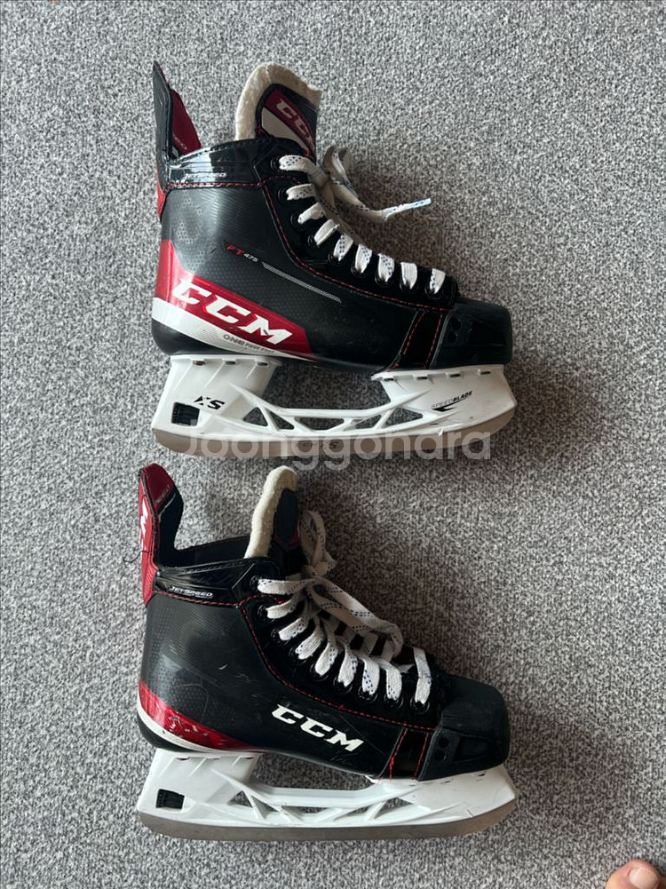CCM 아이스하키 스케이트 5.5 사이즈--0
