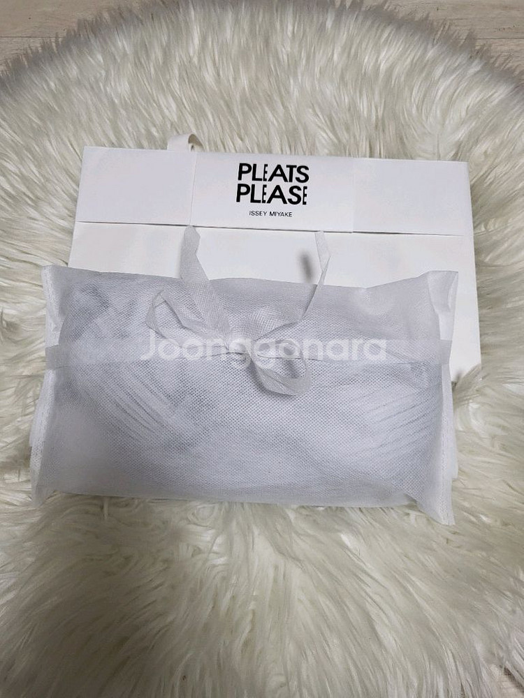 이세이미야케 플리츠플리즈 탑 베이직 셔츠 탑 라이트 그레이 3사이즈--4