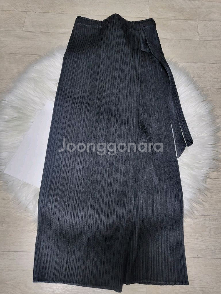 이세이미야케 플리츠플리즈 스커트 잼 스커트 블랙 3사이즈--4