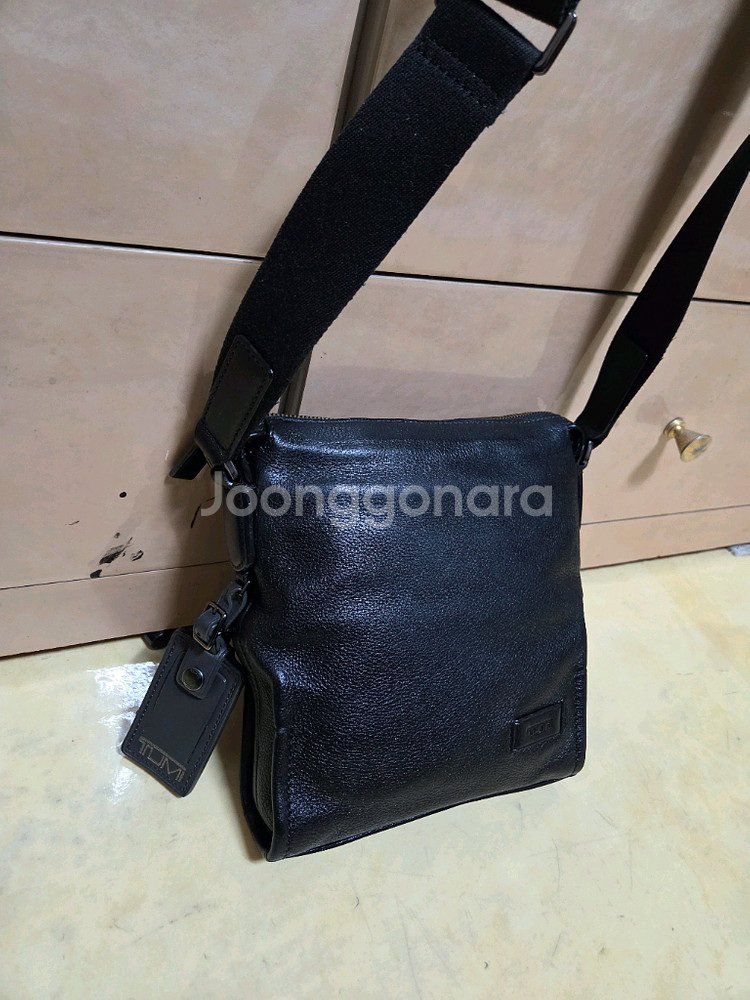 투미 정품 알파브라보 메신저백 레더--2