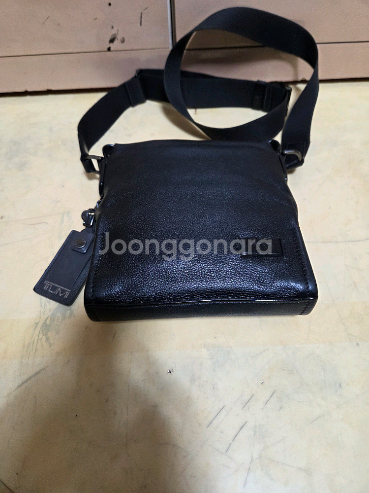 투미 정품 알파브라보 메신저백 레더--6