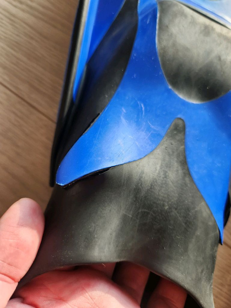 마레스 아반티 엑셀 오리발 38-39 사이즈--1