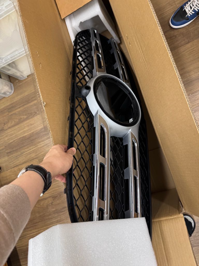 벤츠 GLS 580 그릴 엔드 플레이트