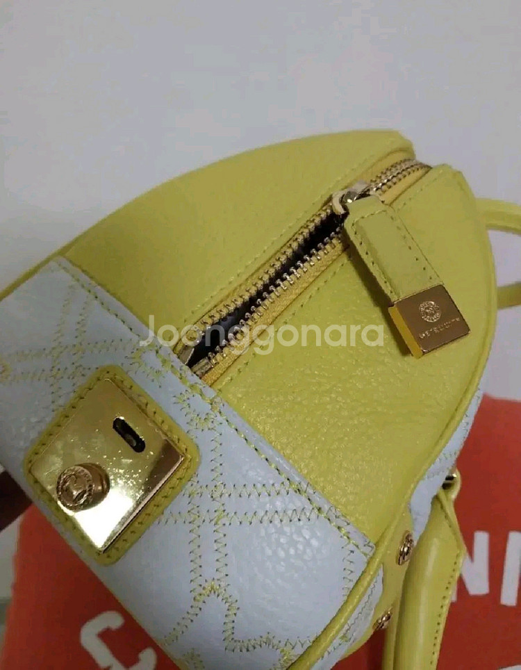 여성 메트로시티 퀼팅 토트백 (정품)--4