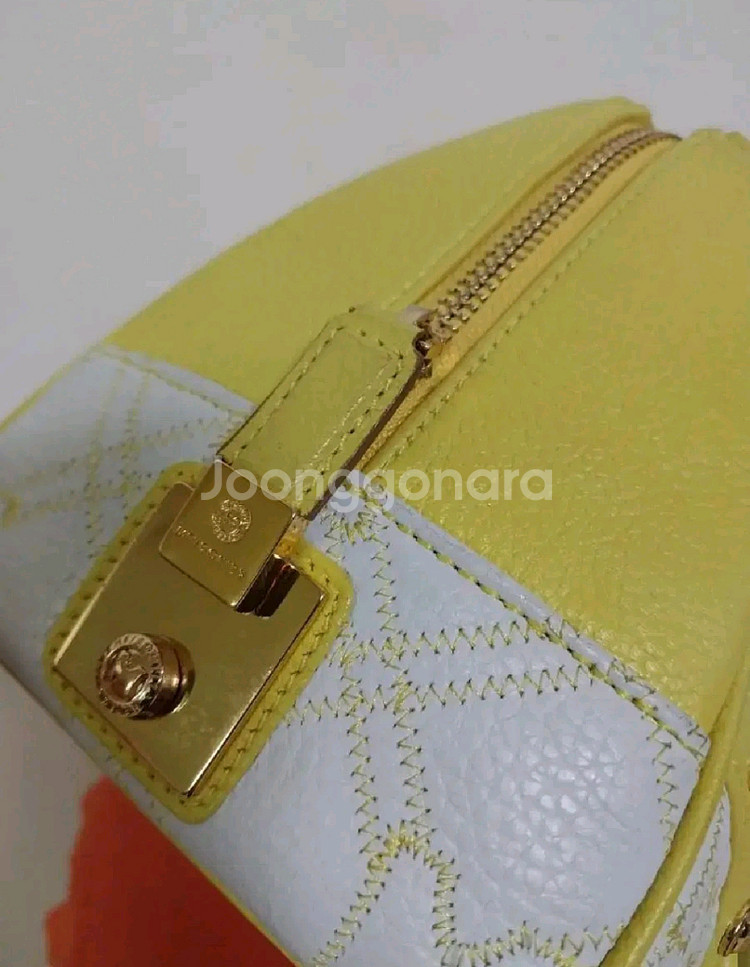 여성 메트로시티 퀼팅 토트백 (정품)--3