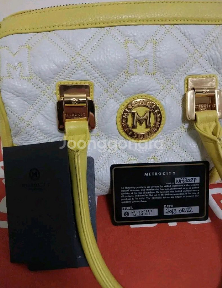 여성 메트로시티 퀼팅 토트백 (정품)--9