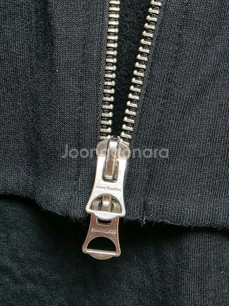 아크네 스튜디오(Acne Studios) 블랙 집업 자켓--3