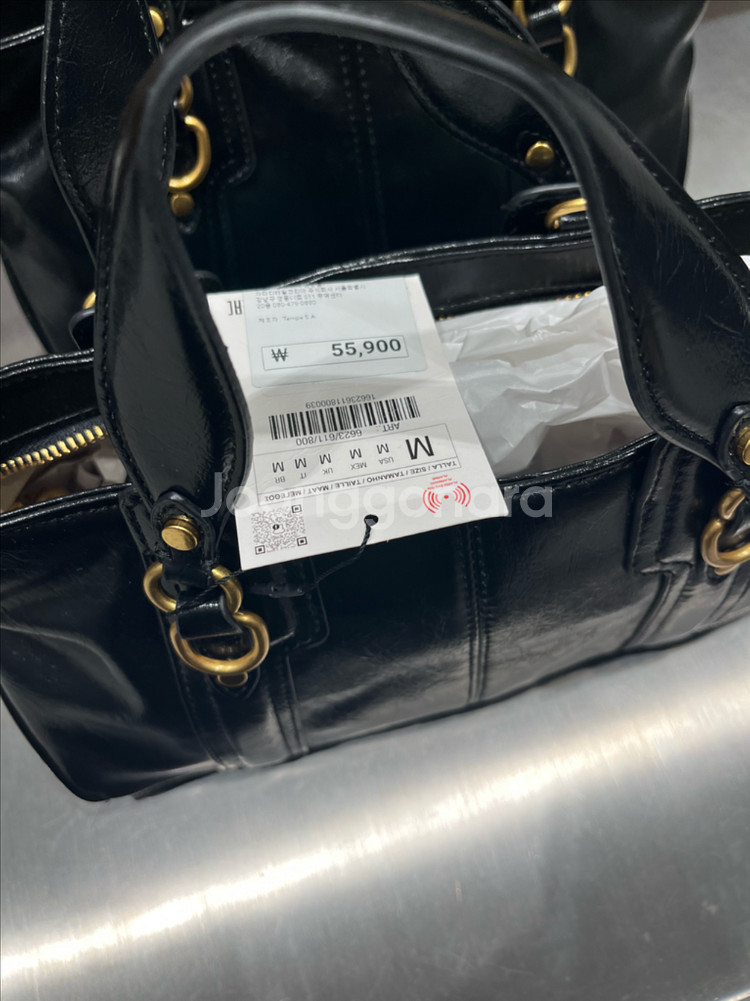 가죽 핸드백-자라--1