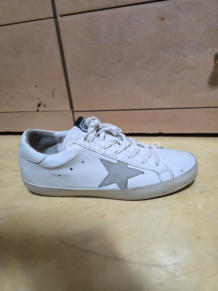 골든구스 수퍼스타 스니커즈 거의새제품--2