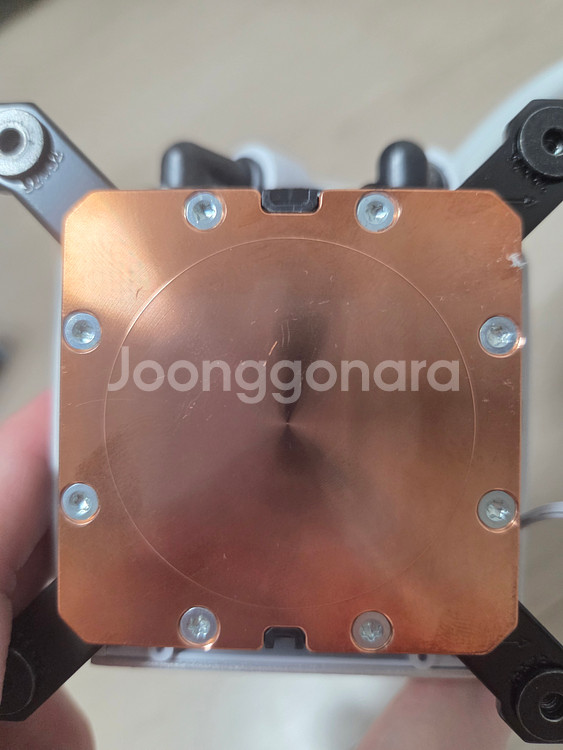 리안리 GALAHAD II LCD SL-INF 360 (화이트) 팝니다--3