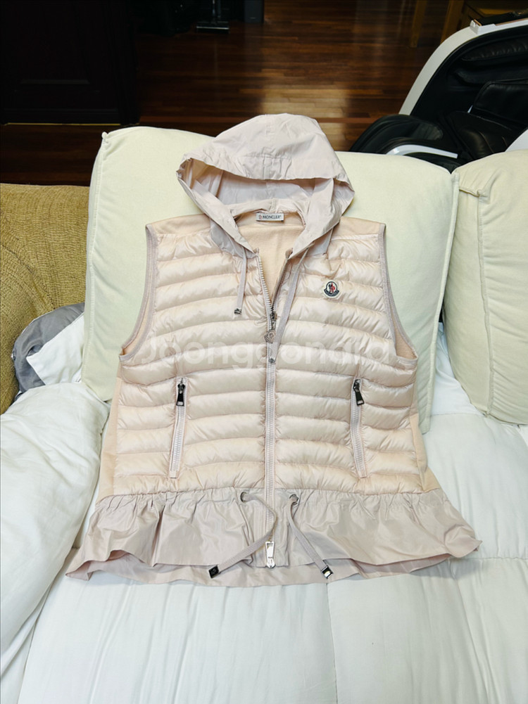 몽클레어 여성 후드 다운 베스트 패딩(S/44)--1
