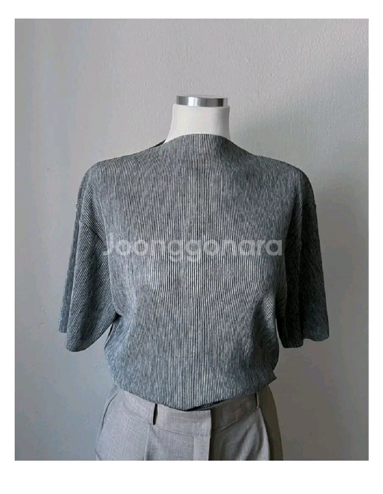 플리츠 반팔 블라우스 - 블랙--7