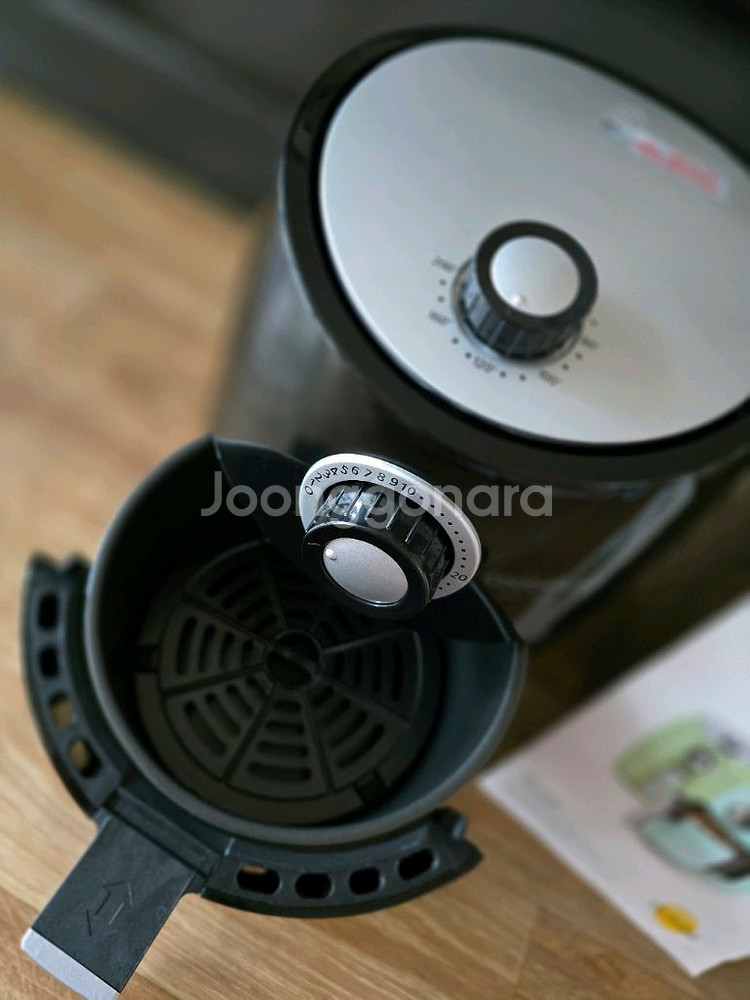 쿠오닉스 1.8L 에어프라이어--0