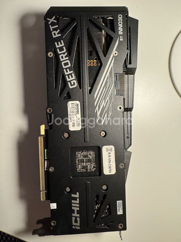 inno3d iCHILL RTX 3070 그래픽카드 (3팬)--1
