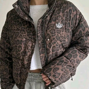 아디다스 레오파드 패턴 패딩 점퍼