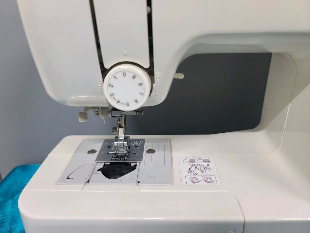 브라더 NB700 Plus 재봉틀--3