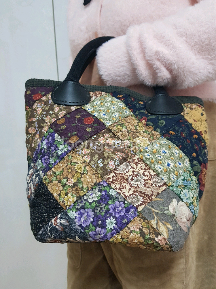 퀼트 파치먼트 패턴 핸드백--0