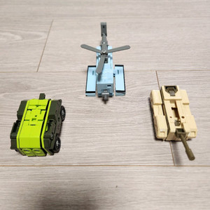 토이앤토이 숫자변신 로봇 (0,1,2)