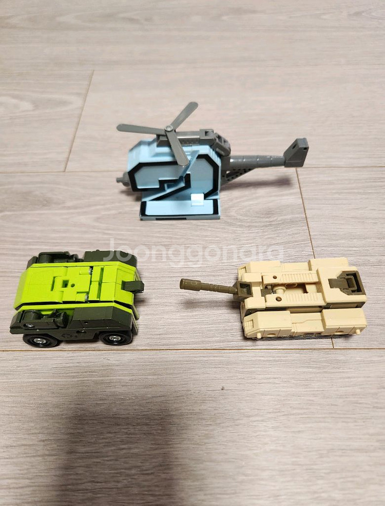 토이앤토이 숫자변신 로봇 (0,1,2)--1