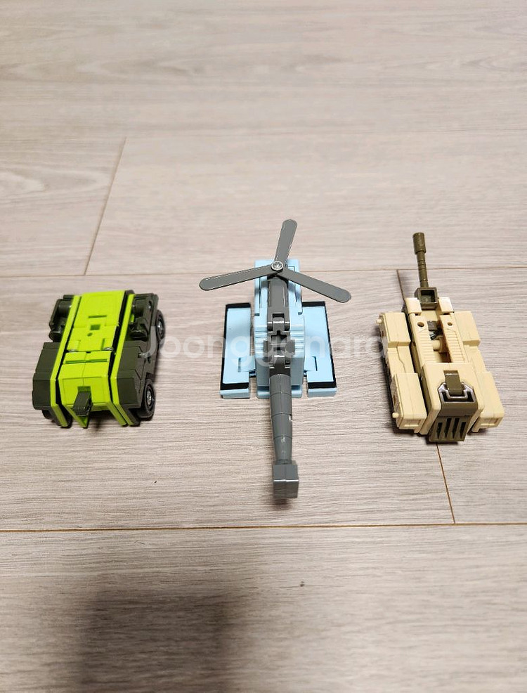 토이앤토이 숫자변신 로봇 (0,1,2)--2