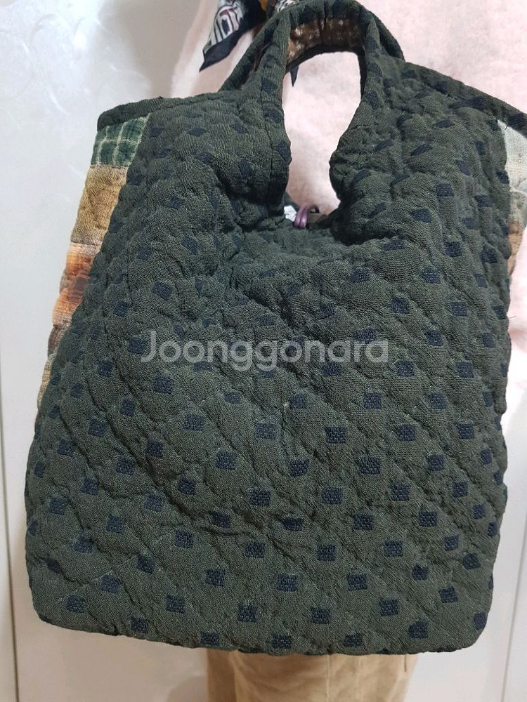 퀼트 꽃을든 소녀 가방--2