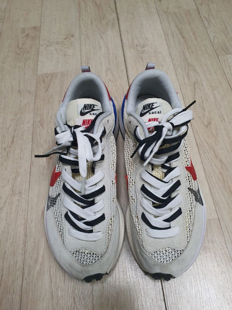 245 나이키 사카이 운동화 스니커즈 신발 245사이즈 새것느낌 이미지