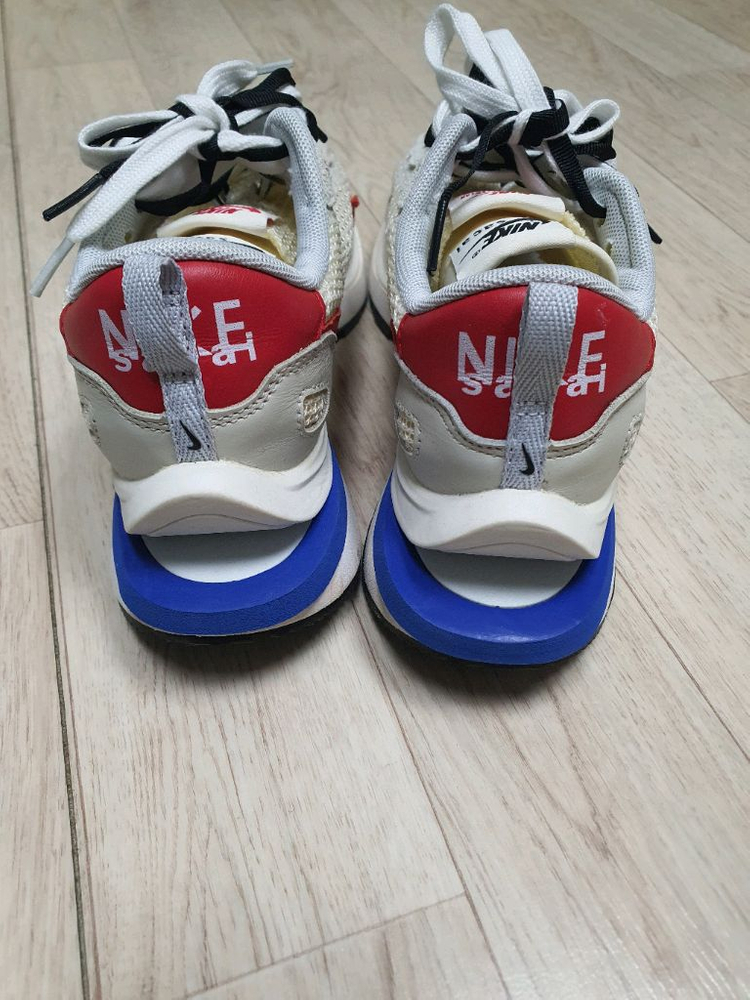 245 나이키 사카이 운동화 스니커즈 신발 245사이즈 새것느낌 이미지