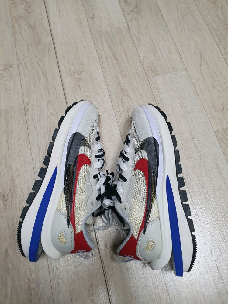 245 나이키 사카이 운동화 스니커즈 신발 245사이즈 새것느낌 이미지