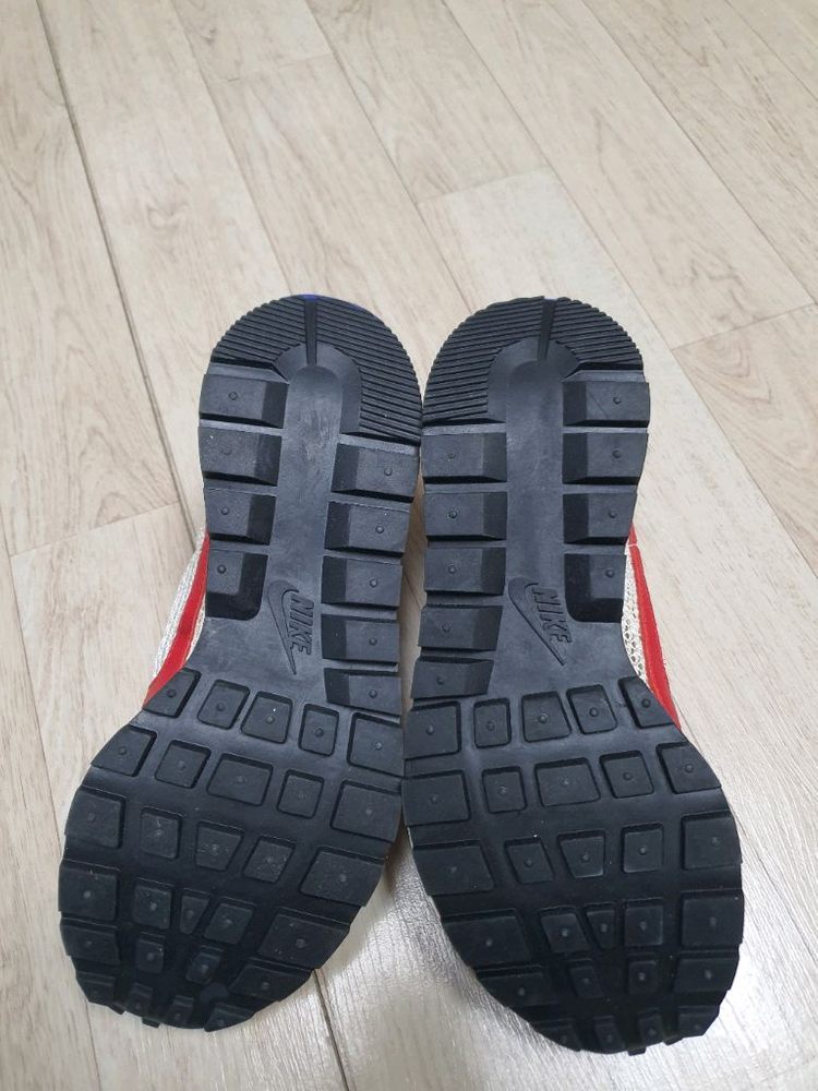 245 나이키 사카이 운동화 스니커즈 신발 245사이즈 새것느낌 이미지