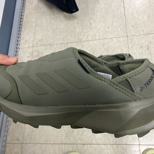 아디다스 테렉스 윈터 슬립온 250사이즈 1회착용 팝니다
