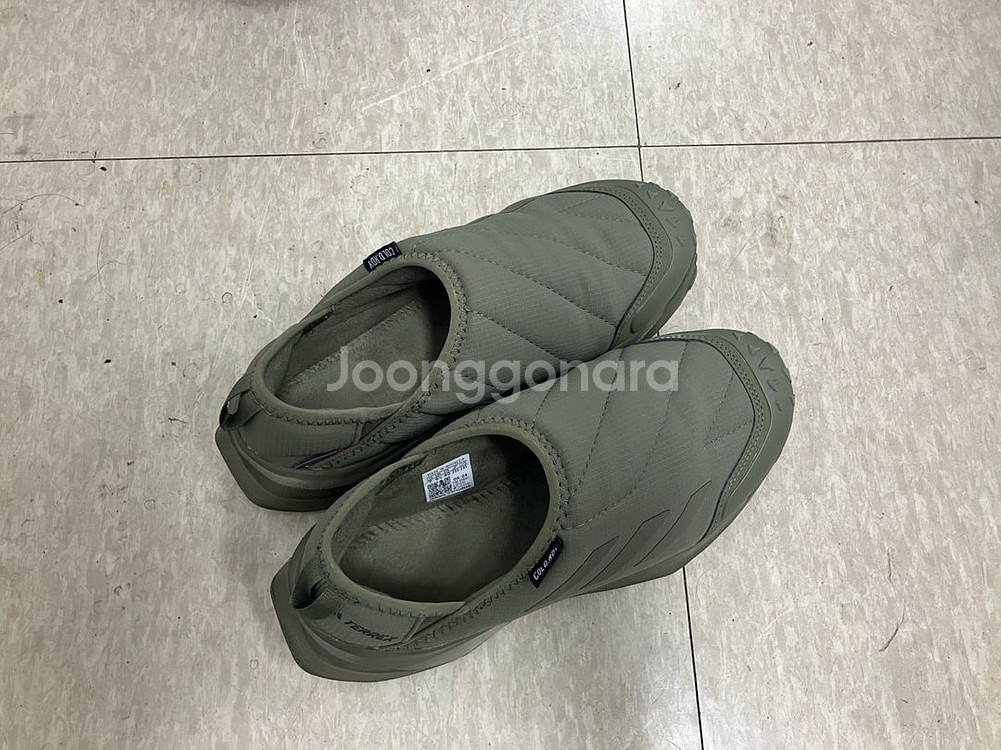 아디다스 테렉스 윈터 슬립온 250사이즈 1회착용 팝니다--4