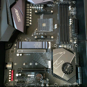 기가바이트 X570 어로스 엘리트