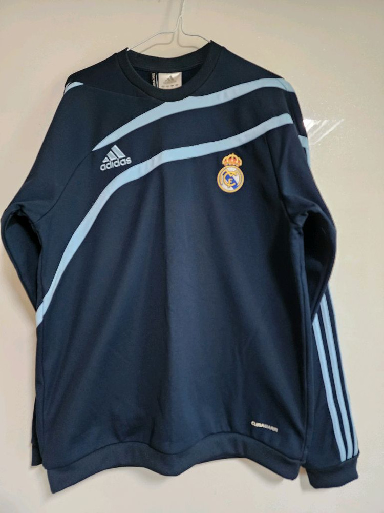 아디다스레알마드리드 맨투맨 이미지