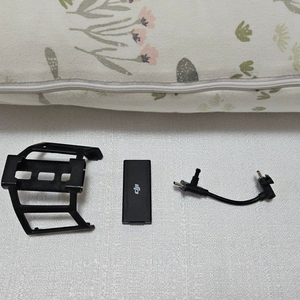 DJI LTE모듈(동글) + 매빅3시리즈 거치대 판매해요 ^^ (매빅3 매빅3클래식 매빅3프로 미니3프로)