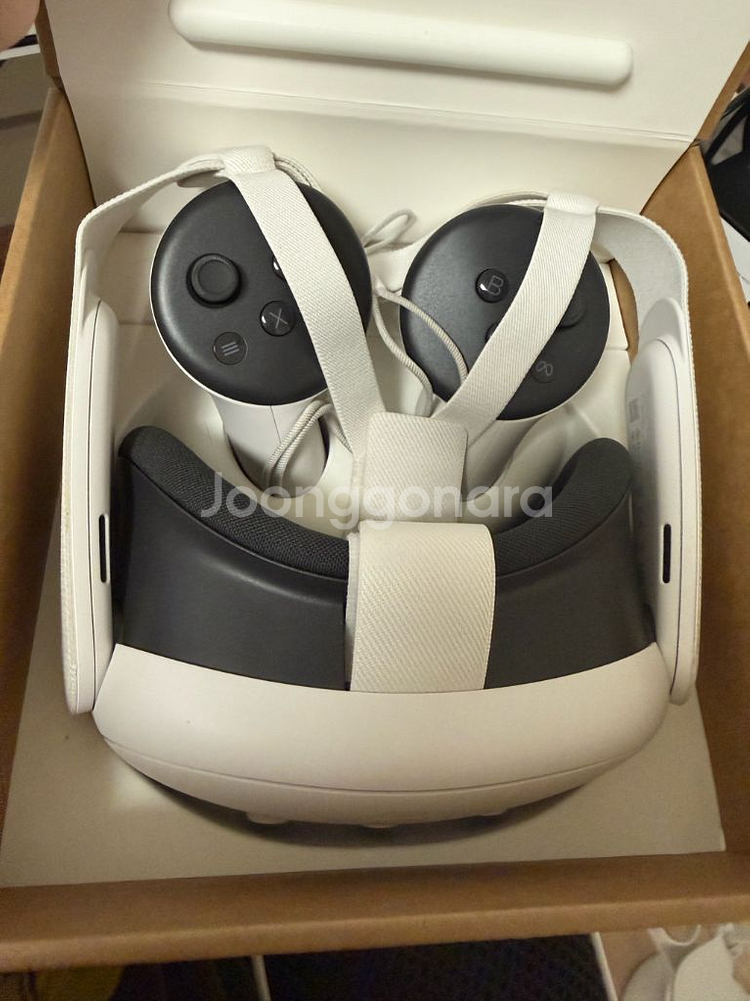 메타퀘스트3 + 베이스스테이션2.0 + 바이브 트래터3.0 팝니다!--1