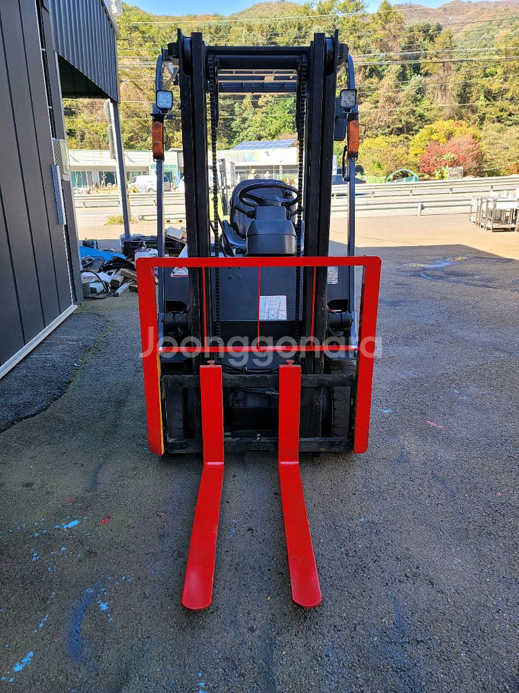 최상급 유니케리어 1톤 전동지게차 판매--2